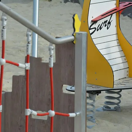 Mobil-Home 35M², 3 Chambres, Terrasse Couverte, Piscine Chauffee, A 200M De La Plage, Jullouville - Fr-1-361A-6 *