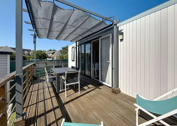 Mobil-home 35m², 3 Chambres, Terrasse Couverte, Piscine Chauffee, A 200m De La Plage, - Fr-1-361a-6 *